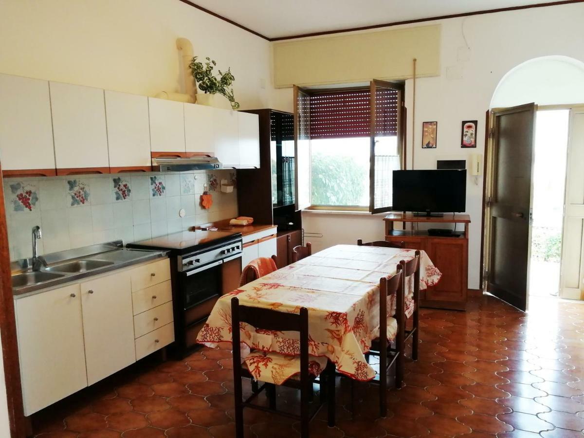 Chiaia Apartments ポンツァ エクステリア 写真